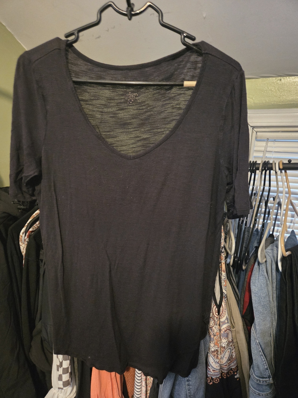 Maurices 24/7 Women's Classic V-Neck Tee in Black